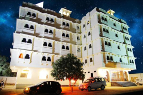 Отель Hotel Riddhi Inn  Удайпур